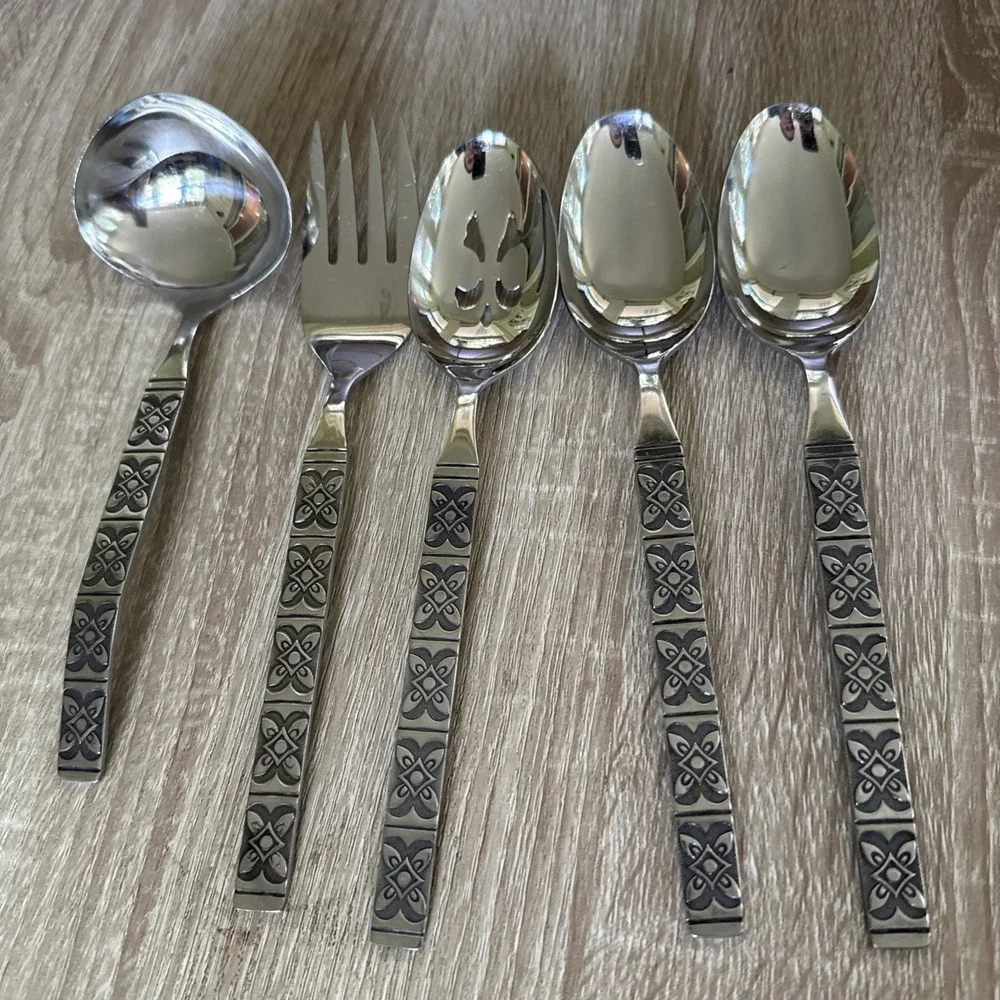Vintage EKCO ETERNA MONTALO STAINLESS STEEL, Korea, 5 Serving Pieces